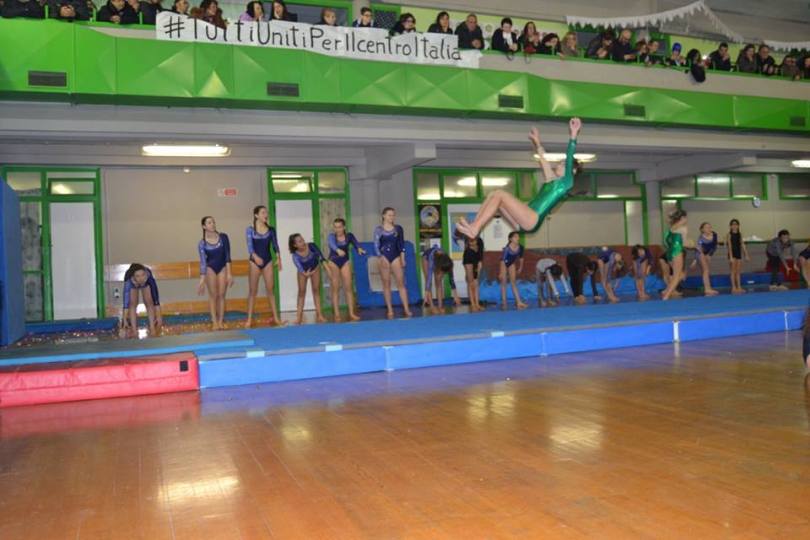 Saggio Natale 2016 - Polisportiva Ottavia - Ginnastica Artistica Femminile