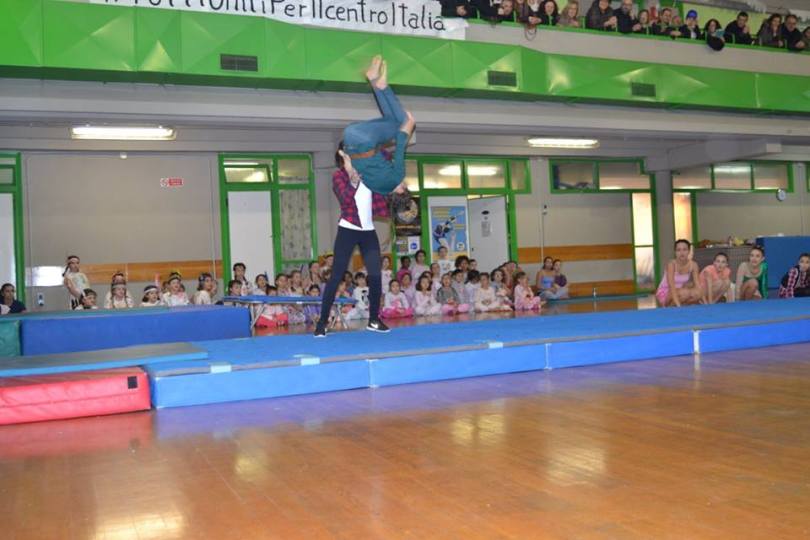 Saggio Natale 2016 - Polisportiva Ottavia - Ginnastica Artistica Femminile