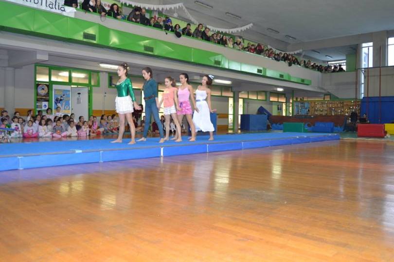 Saggio Natale 2016 - Polisportiva Ottavia - Ginnastica Artistica Femminile